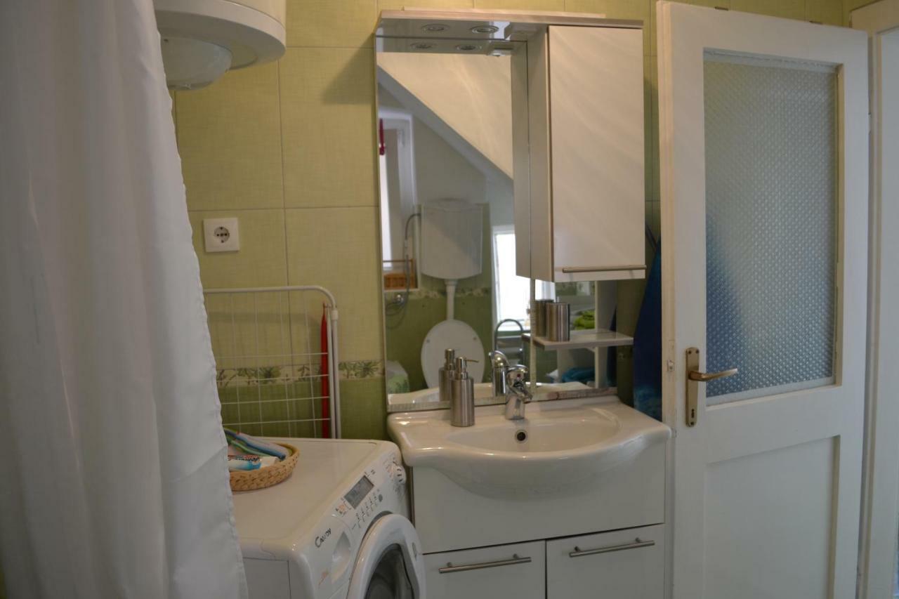 Relaxing Apartment Carpe Diem สปลิท ภายนอก รูปภาพ