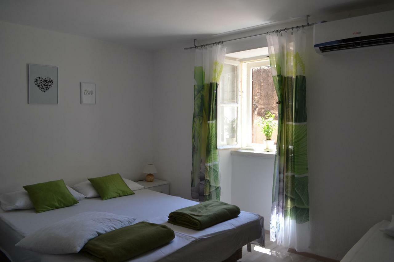 Relaxing Apartment Carpe Diem สปลิท ภายนอก รูปภาพ