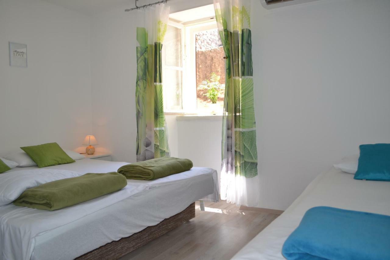 Relaxing Apartment Carpe Diem สปลิท ภายนอก รูปภาพ